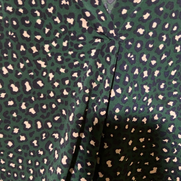 Beacon brand sleeveless top - Picture 5 of 8